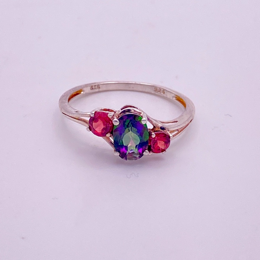Northern Lights Mystic Topaz and Garnet Ring; 925 Sterling Silver; Size 8